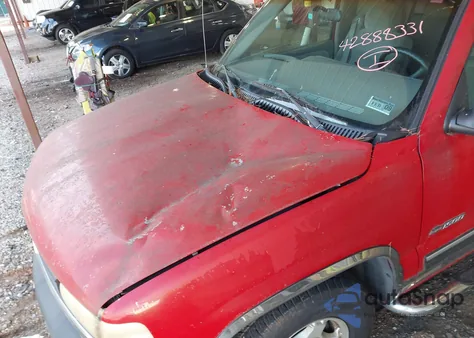 1999 Chevrolet Silverado 1500 Ls from USA, damaged, VIN 2GCEC19TXX1130981